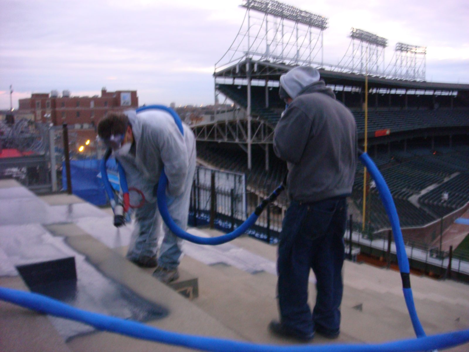 Chip broadcast floor system
